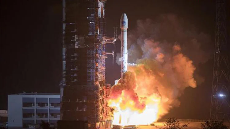 China startet zwei Beidou-Navigations satelliten